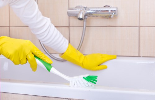 One off cleaning SE15 for move-out and rental property refresh